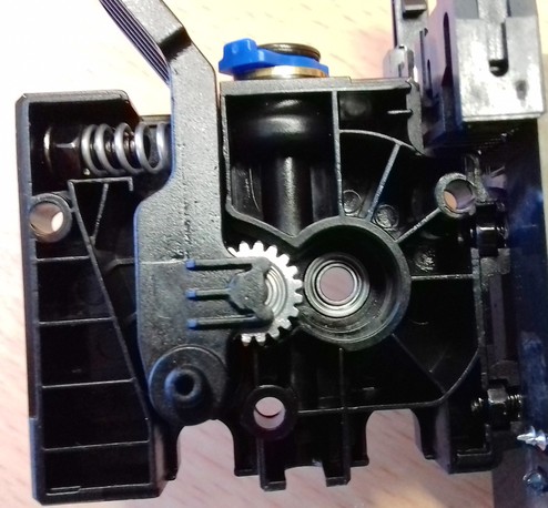 Feeder gearbox lid