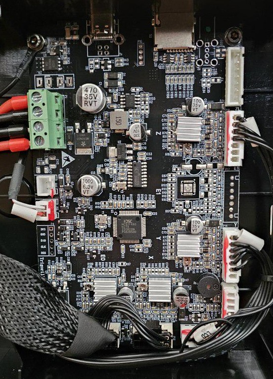 Mainboard TriGorilla front