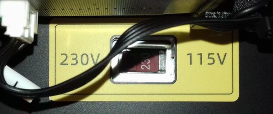 Voltage switch